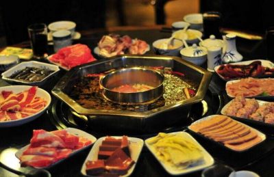 重慶火鍋底料廠，一年四季中的飲食必備