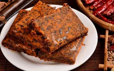 無(wú)渣火鍋好吃嗎？哪里有無(wú)渣火鍋底料廠家？無(wú)渣火鍋底料批發(fā)！
