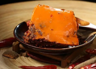 同配方火鍋底料，風(fēng)味差異何在？重慶生產(chǎn)技藝深度剖析！