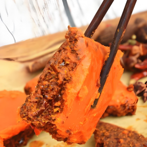 火鍋清油與牛油，風(fēng)味與營(yíng)養(yǎng)究竟有何不同？