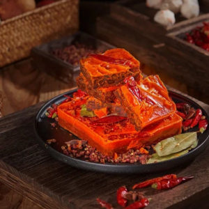 火鍋調(diào)料里，紅油加工為何如此關(guān)鍵？原因探索